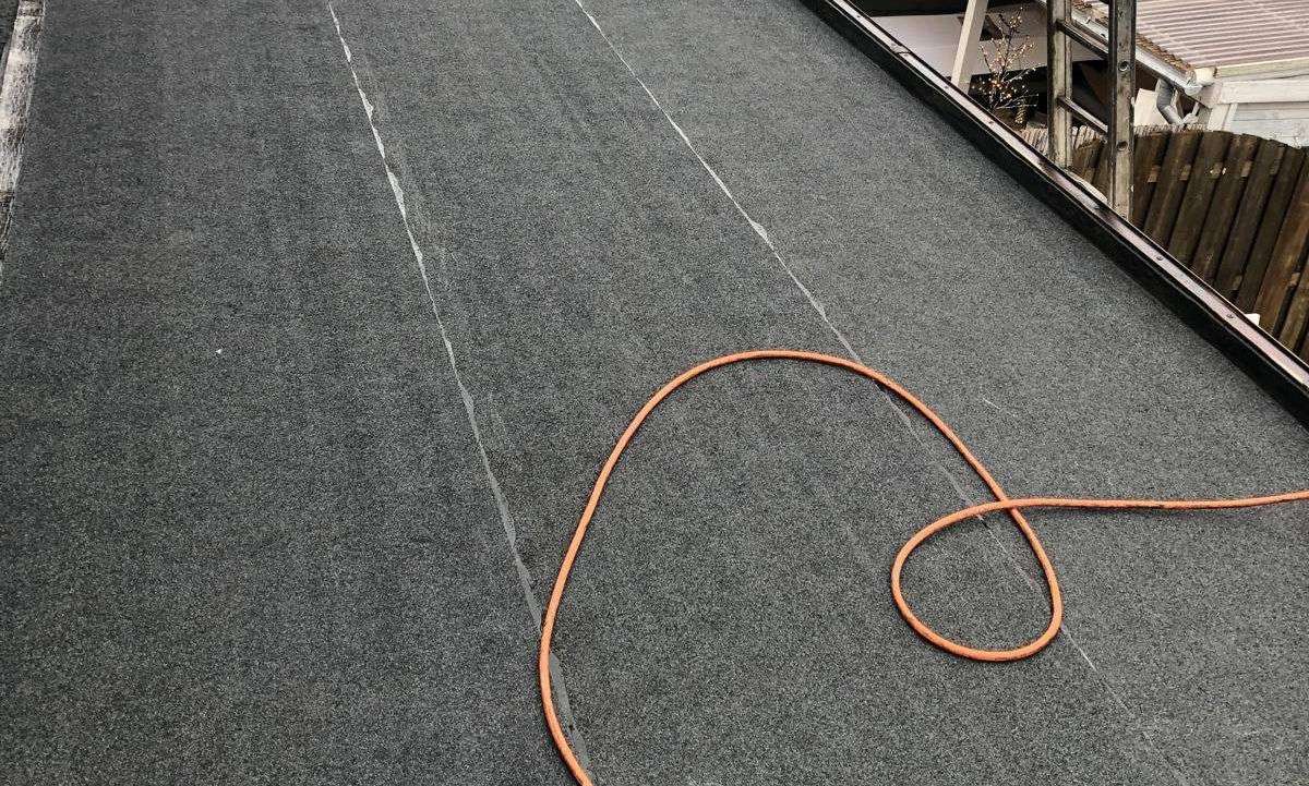 Nieuw bitumen dak aangelegd in Dedemsvaart